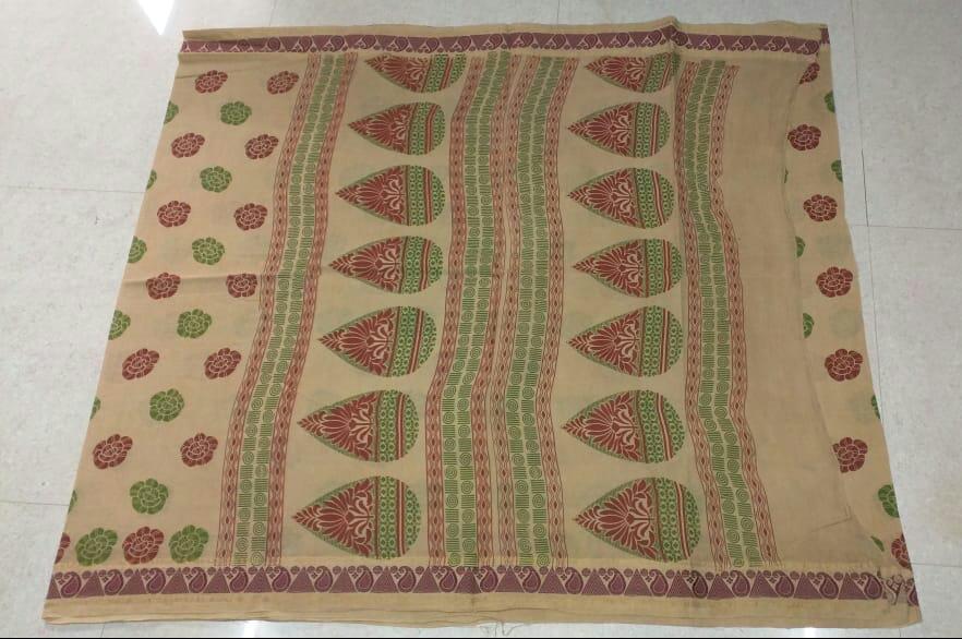 Hand-made Sungudi cotton sarees with floral design