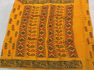 Double side Printed zari borders with hand-printed fancy designs on sungudi cotton sarees