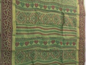 Double side Printed zari borders with hand-printed fancy designs on sungudi cotton Green Color sarees