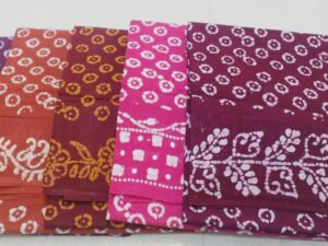 Hand-wax batik print  Sungudi cotton sarees