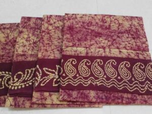 Hand-wax crack batik print on Sungudi cotton sarees
