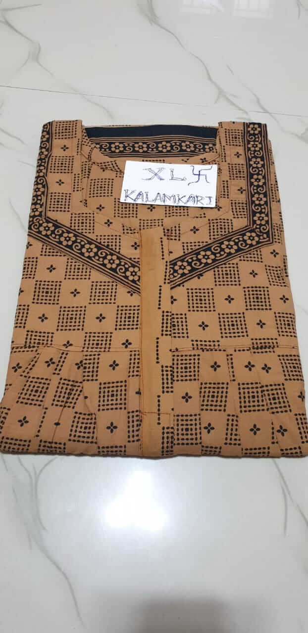 Dhalavaipuram Women's Swasthik Kalamkari Cotton Nighty